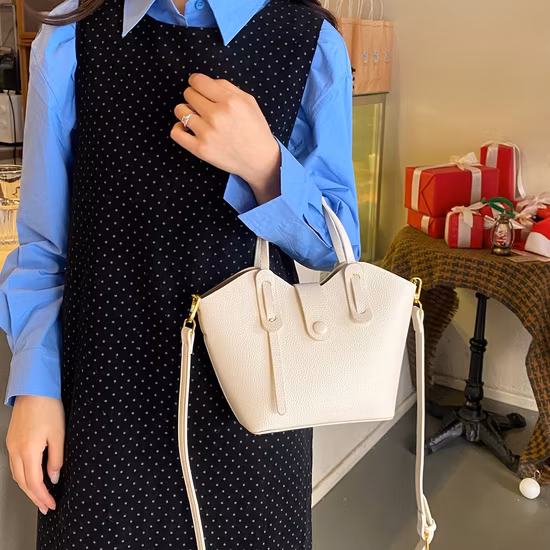 Produttore di borse, fabbrica all'ingrosso OEM / ODM, borsa tote in pelle PU Borsa da donna in PVC PU Borsa da donna alla moda